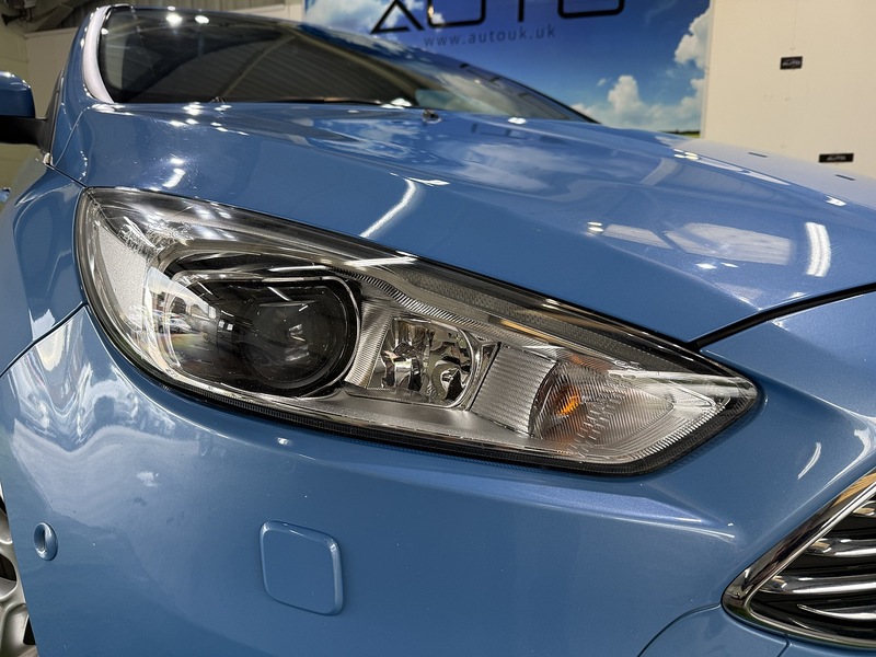 Used Ford Focus 2017 for sale - 76341067: Photo 2