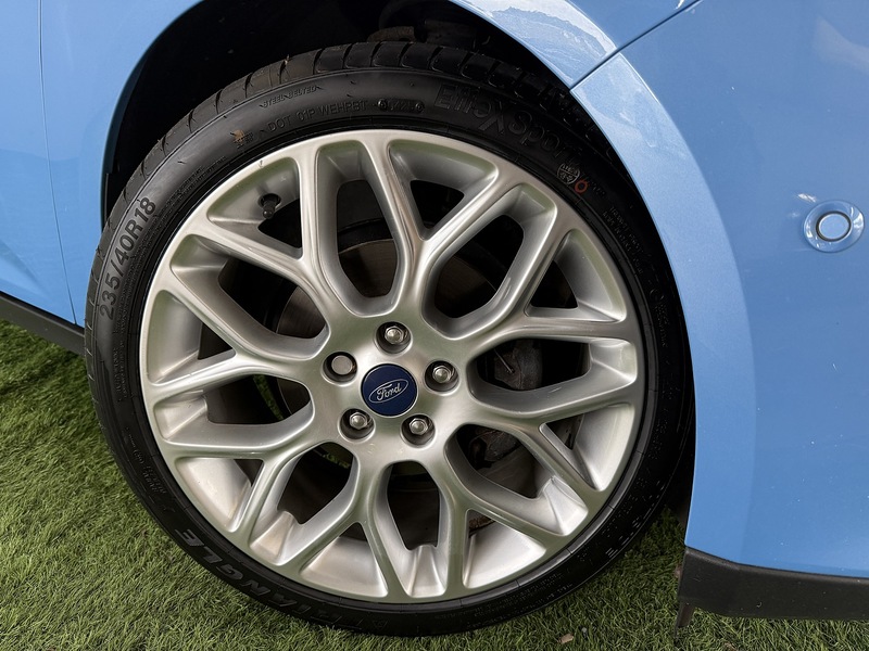 Used Ford Focus 2017 for sale - 76341067: Photo 3