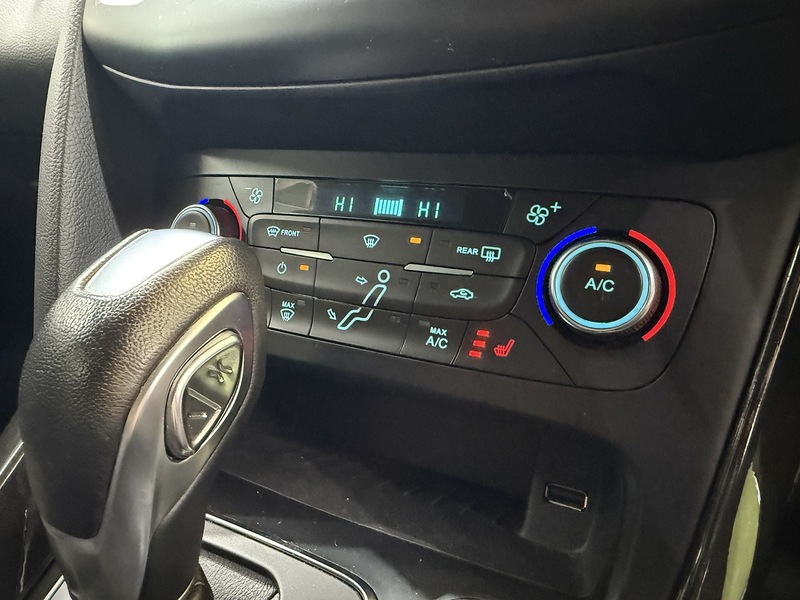 Used Ford Focus 2017 for sale - 76341067: Photo 37