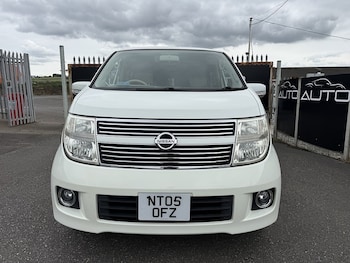 Used Nissan Elgrand 2020 for sale - 79423211: Photo