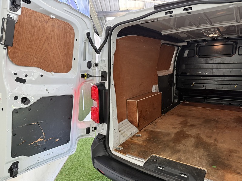 Used Vauxhall Vivaro 2022 for sale - 76194014: Photo 36