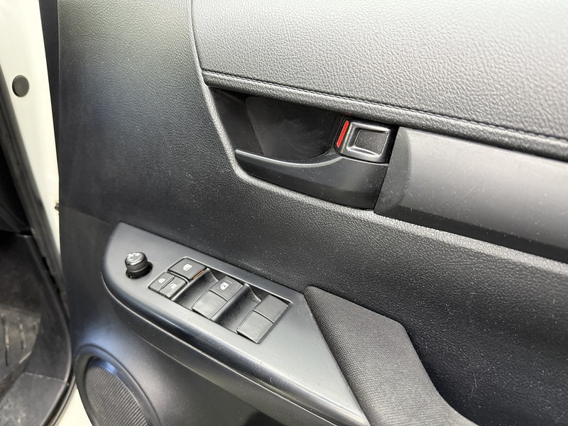 Used Toyota Hilux 2020 for sale - 76320119: Photo 24