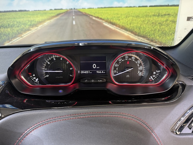 Used Peugeot 208 2013 for sale - 77258911: Photo 22