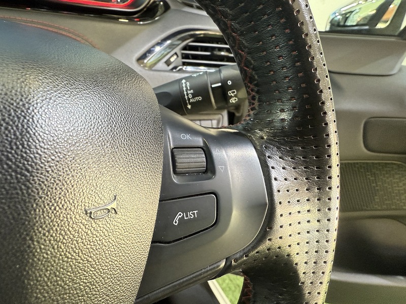 Used Peugeot 208 2013 for sale - 77258911: Photo 23