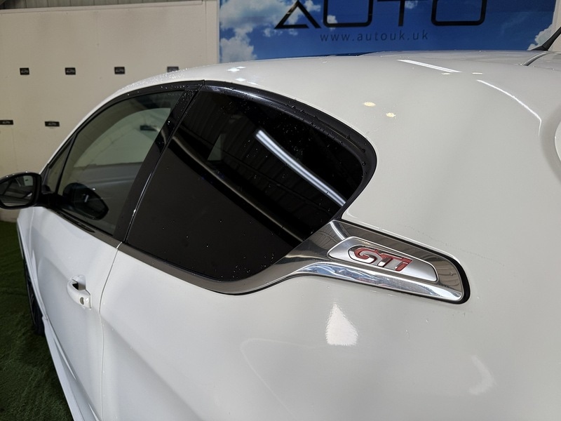 Used Peugeot 208 2013 for sale - 77258911: Photo 48