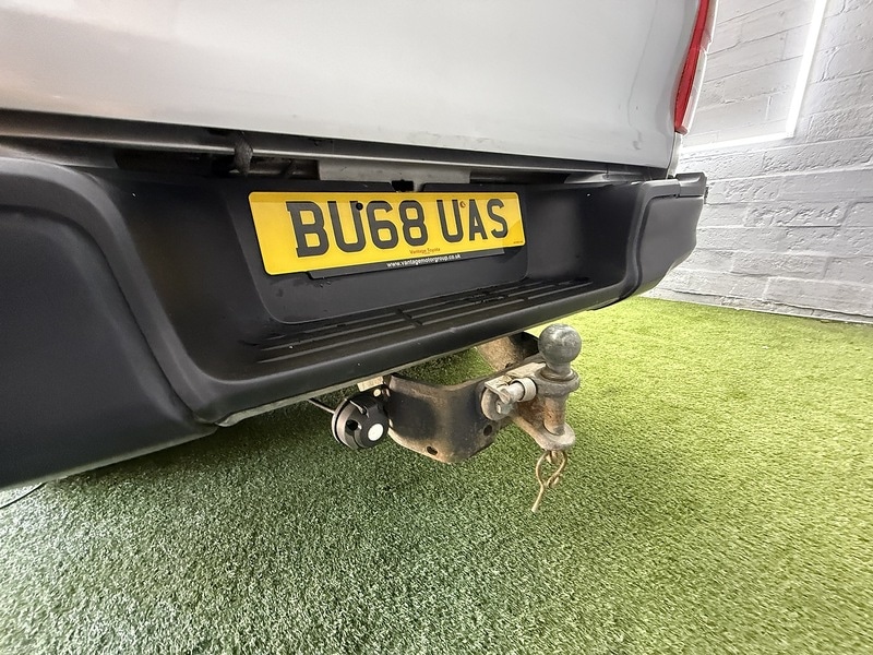 Used Toyota Hilux 2018 for sale - 77258845: Photo 10