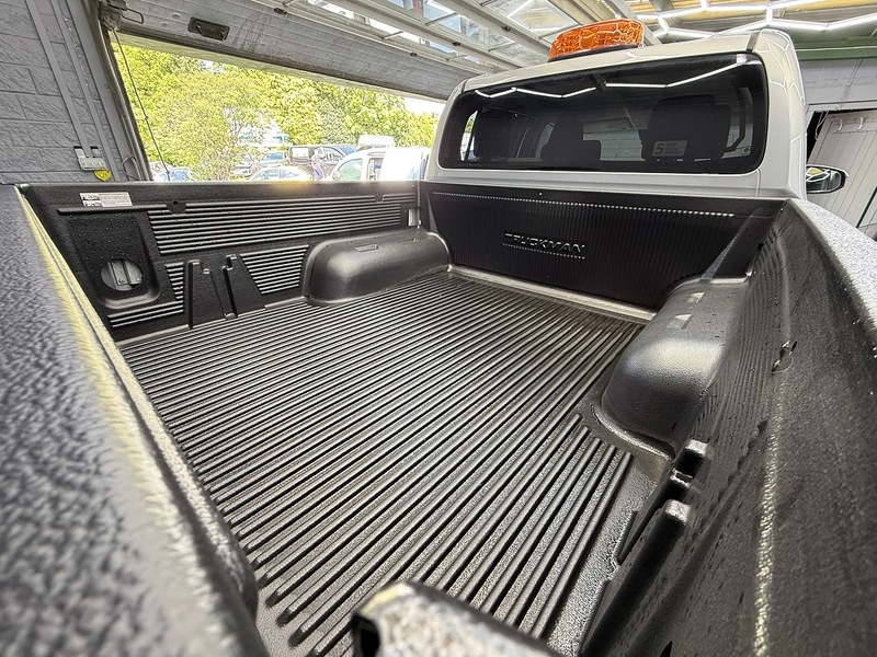 Used Toyota Hilux 2018 for sale - 77258845: Photo 14