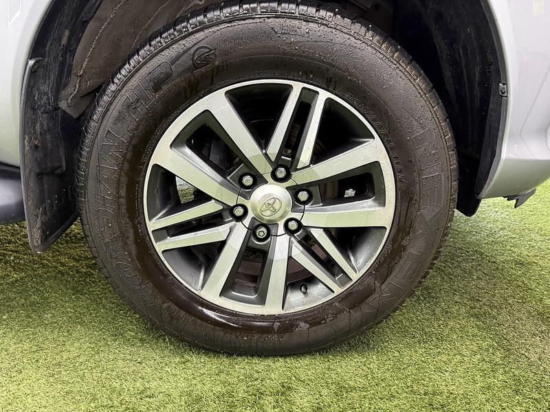 Used Toyota Hilux 2018 for sale - 77258845: Photo 15