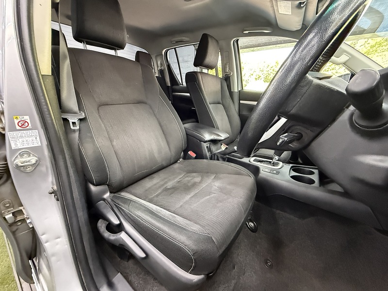 Used Toyota Hilux 2018 for sale - 77258845: Photo 25