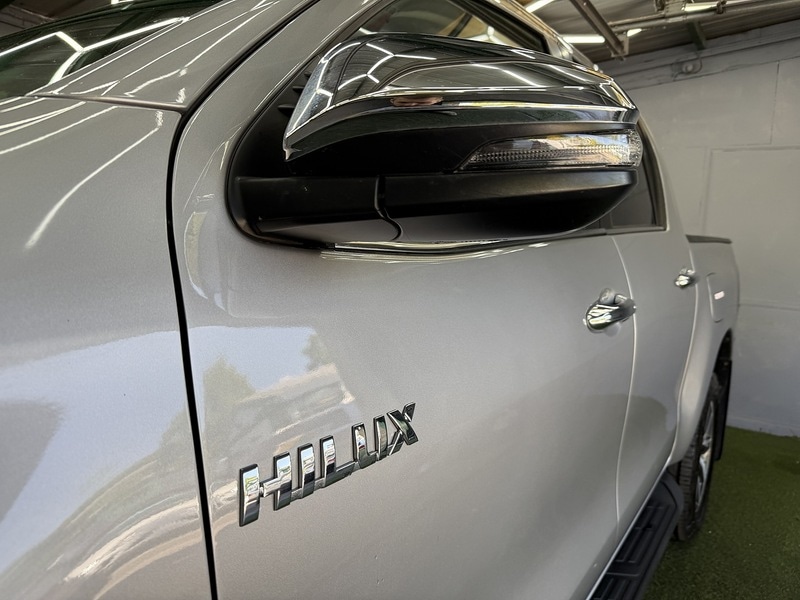 Used Toyota Hilux 2018 for sale - 77258845: Photo 3