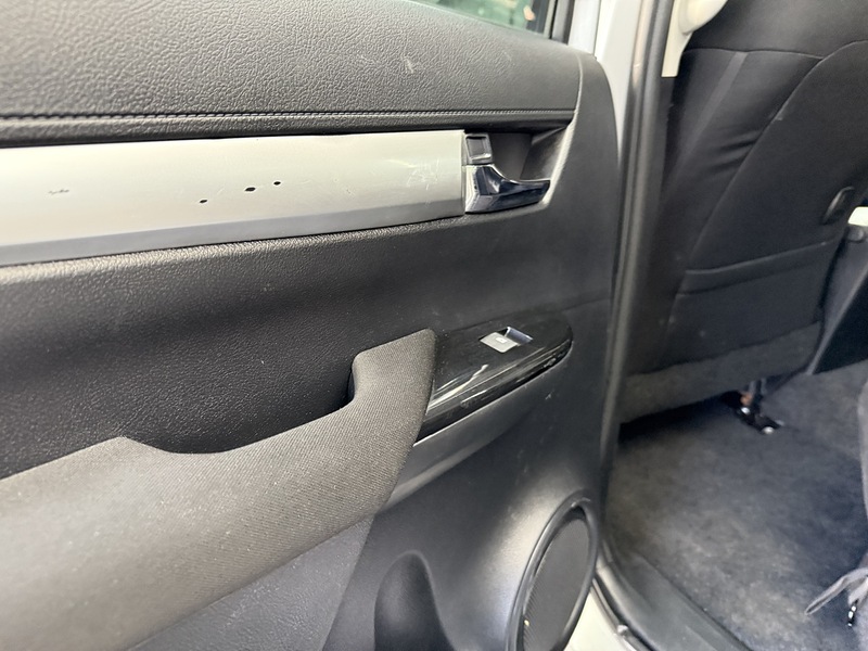 Used Toyota Hilux 2018 for sale - 77258845: Photo 36