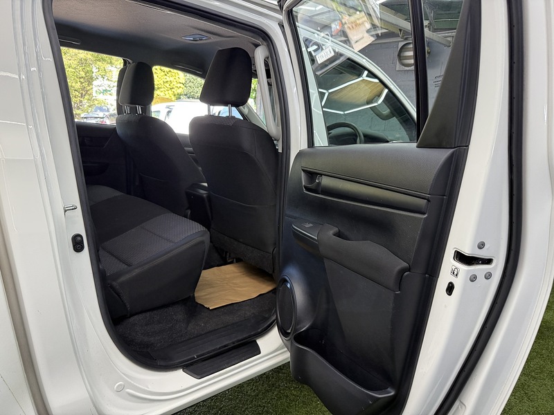 Used Toyota Hilux 2020 for sale - 77258846: Photo 32