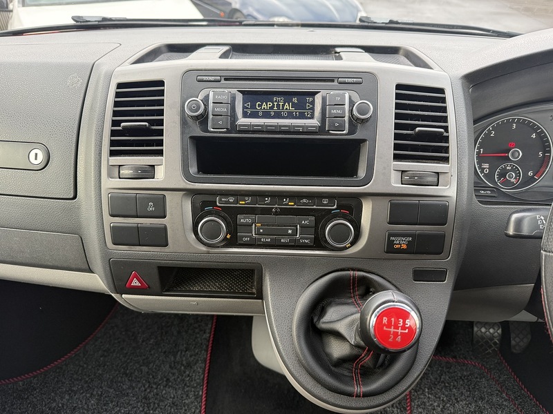 Used Volkswagen Transporter Shuttle 2014 for sale - 77258925: Photo 32