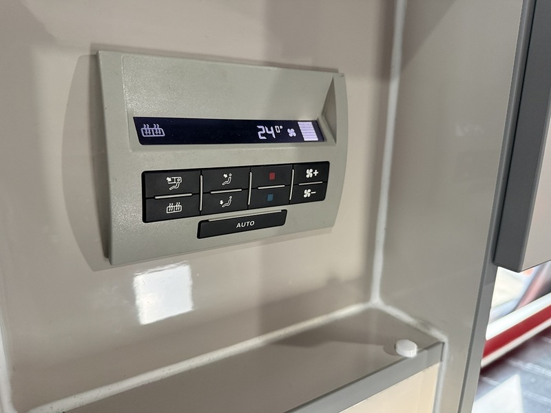 Used Volkswagen Transporter Shuttle 2014 for sale - 77258925: Photo 48