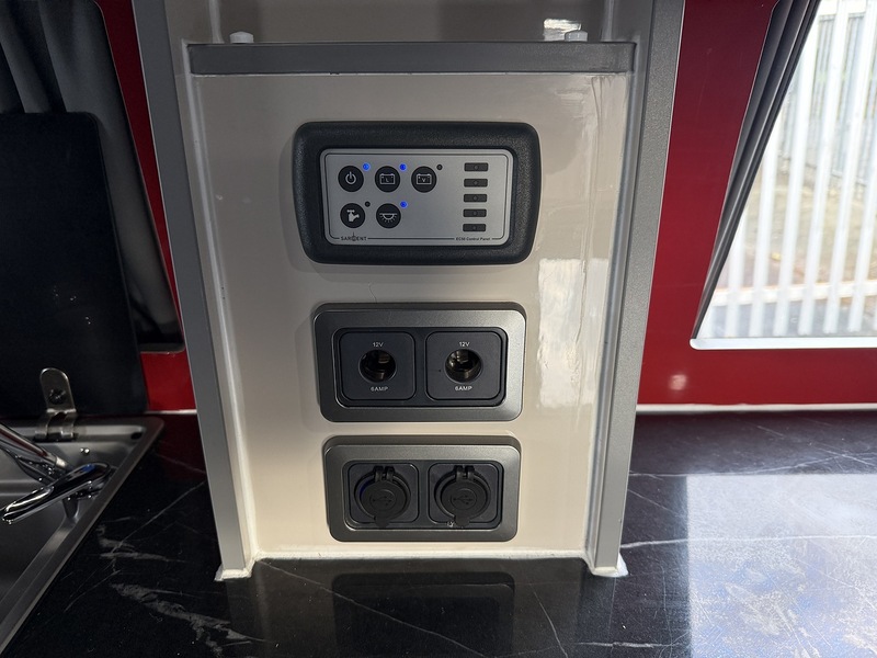 Used Volkswagen Transporter Shuttle 2014 for sale - 77258925: Photo 53