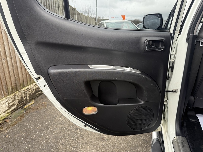 Used Mitsubishi L200 2014 for sale - 77547885: Photo 44