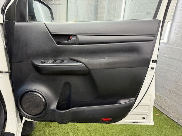 Used Toyota Hilux 2020 for sale - 76193914: Photo 23