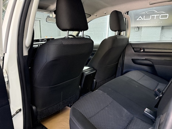Used Toyota Hilux 2020 for sale - 76193914: Photo 41