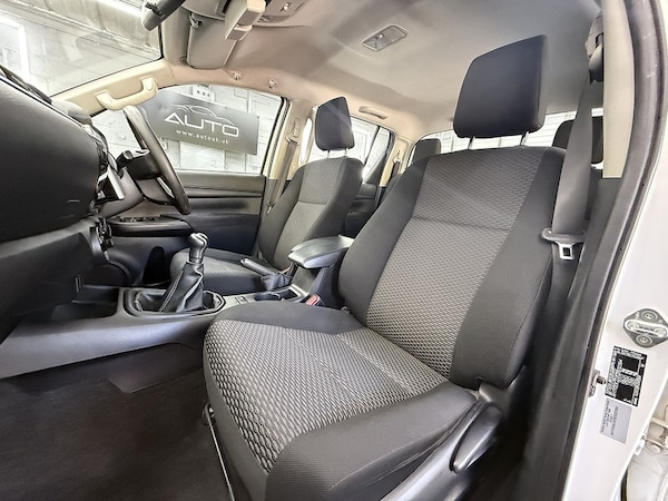 Used Toyota Hilux 2020 for sale - 76193914: Photo 47