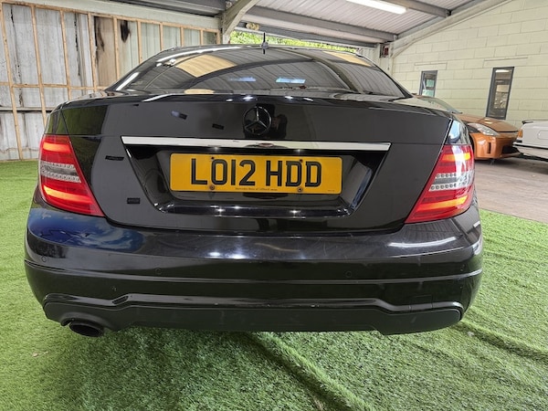 Used Mercedes-Benz C-Class 2012 for sale - 76194001: Photo 11