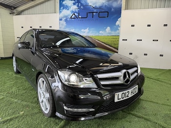 Used Mercedes-Benz C-Class 2012 for sale - 76194001: Photo