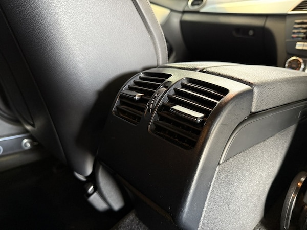 Used Mercedes-Benz C-Class 2012 for sale - 76194001: Photo 26