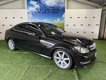 Used Mercedes-Benz C-Class 2012 for sale - 76194001: Photo