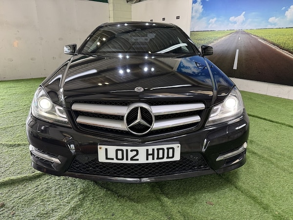 Used Mercedes-Benz C-Class 2012 for sale - 76194001: Photo 3