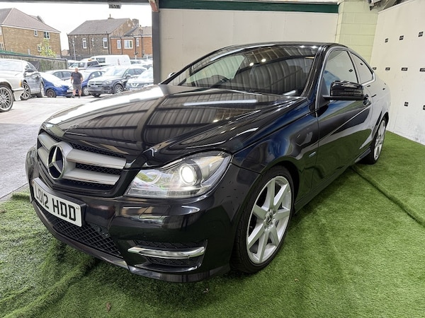 Used Mercedes-Benz C-Class 2012 for sale - 76194001: Photo 5