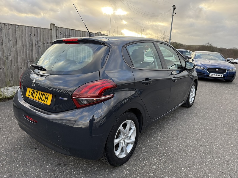Used Peugeot 208 2017 for sale - 77836641: Photo 14