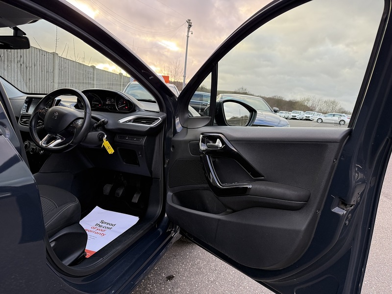 Used Peugeot 208 2017 for sale - 77836641: Photo 21