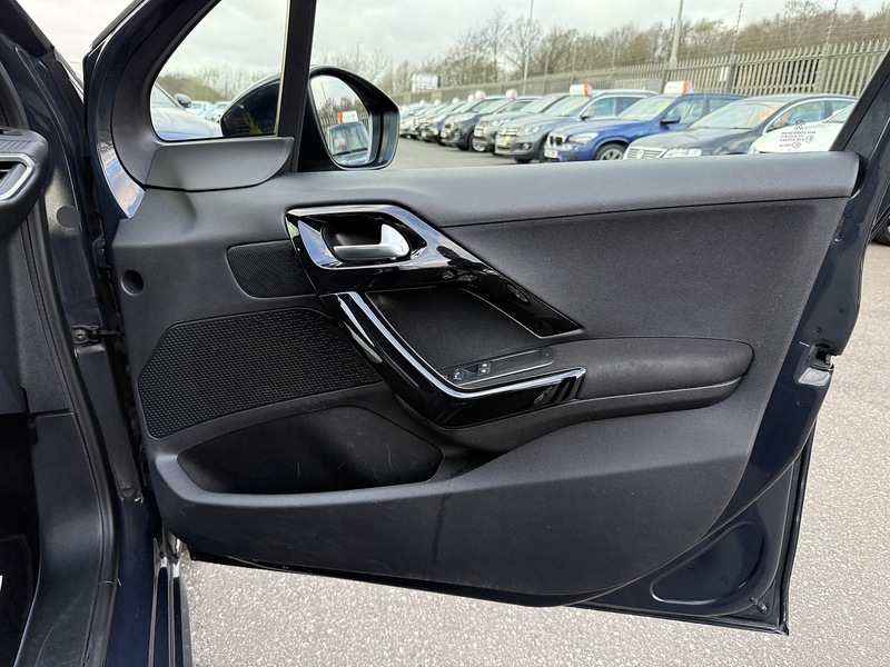 Used Peugeot 208 2017 for sale - 77836641: Photo 25