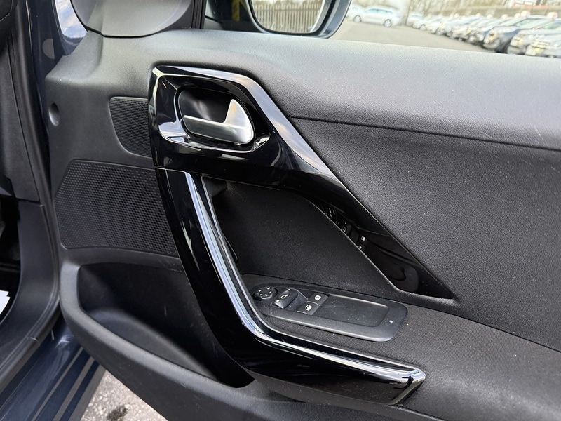 Used Peugeot 208 2017 for sale - 77836641: Photo 26