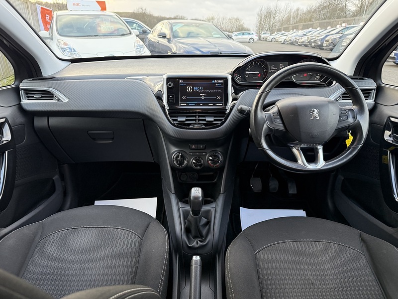 Used Peugeot 208 2017 for sale - 77836641: Photo 45