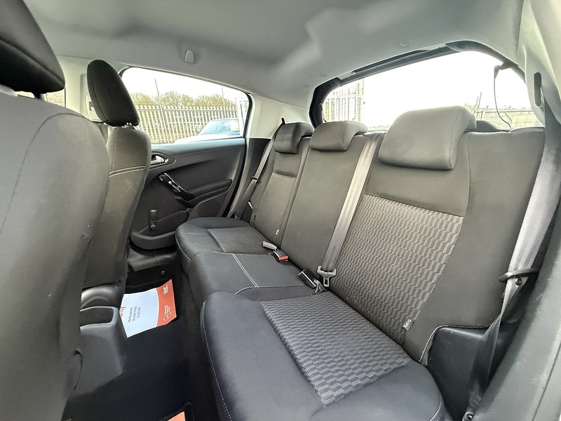 Used Peugeot 208 2017 for sale - 77836641: Photo 51