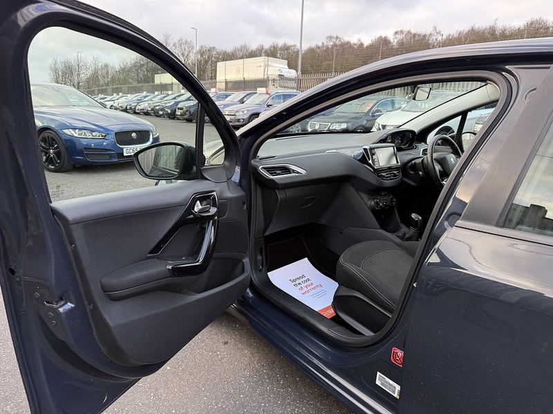 Used Peugeot 208 2017 for sale - 77836641: Photo 56