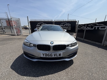 Used BMW 3 Series 2017 for sale - 79423218: Photo