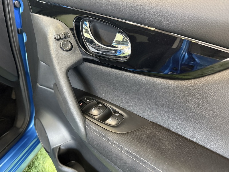 Used Nissan Qashqai 2017 for sale - 76193972: Photo 15