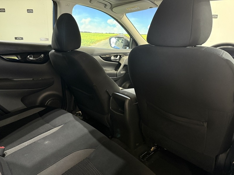 Used Nissan Qashqai 2017 for sale - 76193972: Photo 32