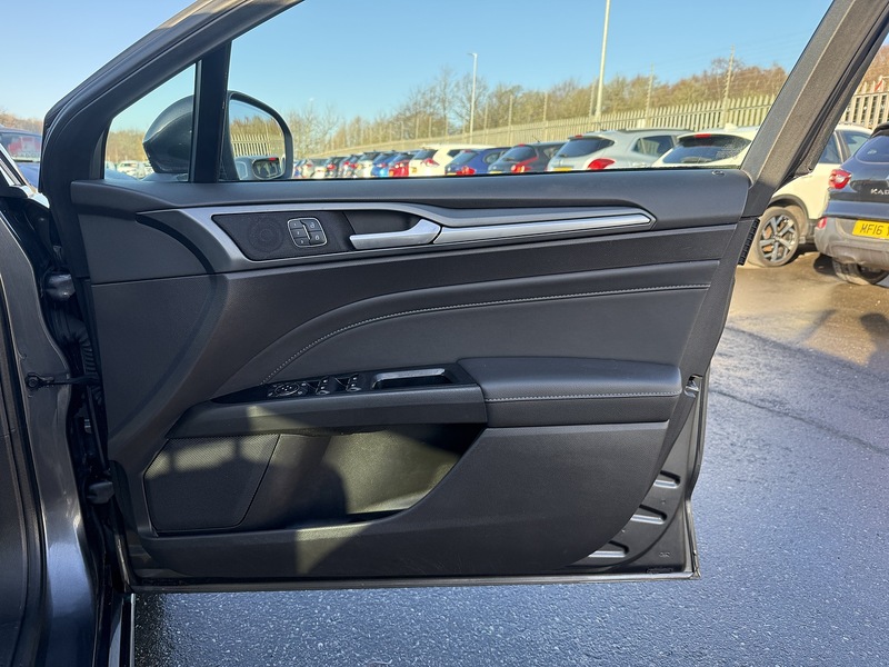 Used Ford Mondeo 2016 for sale - 77258906: Photo 20