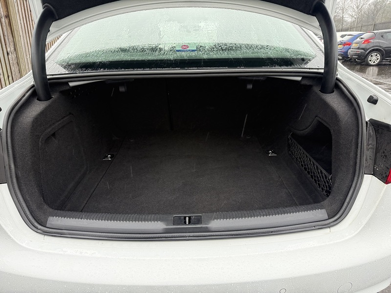 Used Audi A4 2015 for sale - 77258923: Photo 40