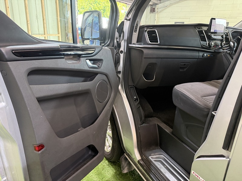 Used Ford Tourneo Custom 2020 for sale - 76194024: Photo 44