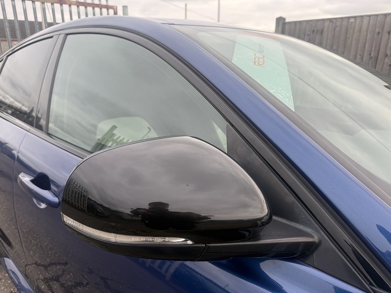 Used Jaguar XE 2015 for sale - 77850917: Photo 17