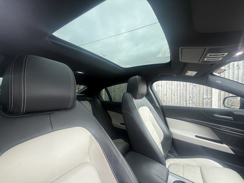 Used Jaguar XE 2015 for sale - 77850917: Photo 22