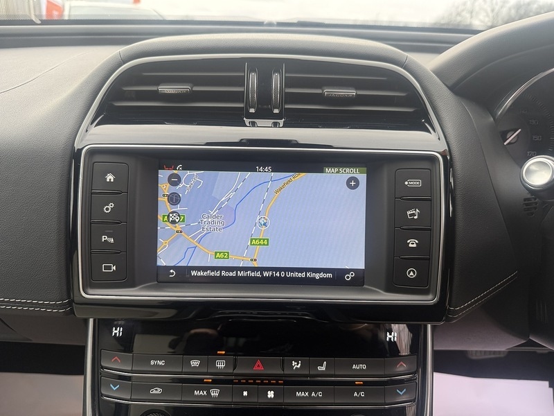 Used Jaguar XE 2015 for sale - 77850917: Photo 30