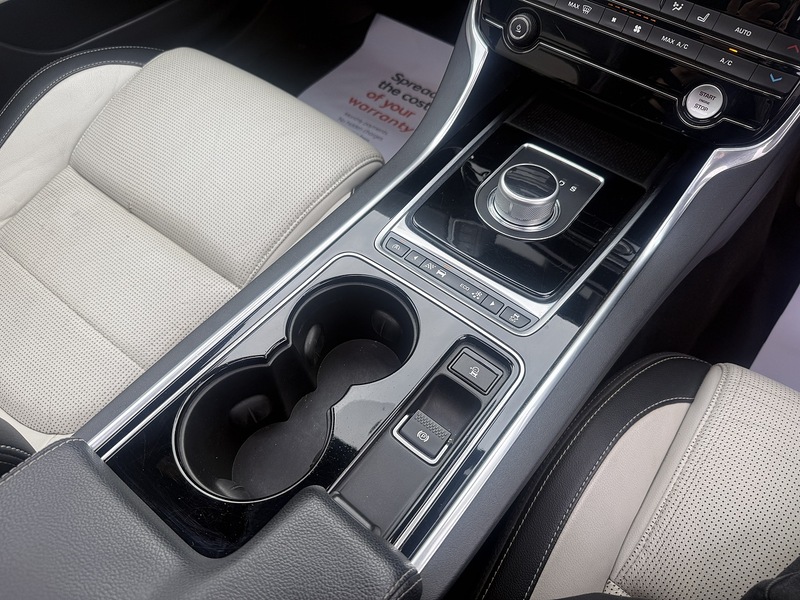 Used Jaguar XE 2015 for sale - 77850917: Photo 34