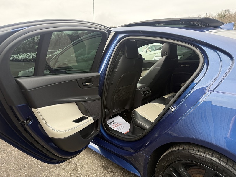 Used Jaguar XE 2015 for sale - 77850917: Photo 46