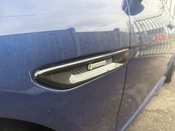 Used Jaguar XE 2015 for sale - 77850917: Photo