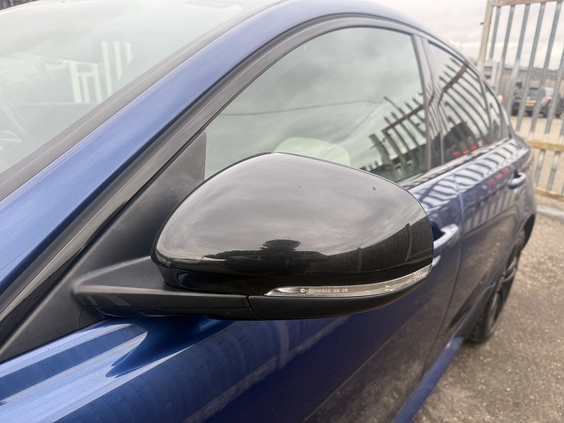 Used Jaguar XE 2015 for sale - 77850917: Photo 5