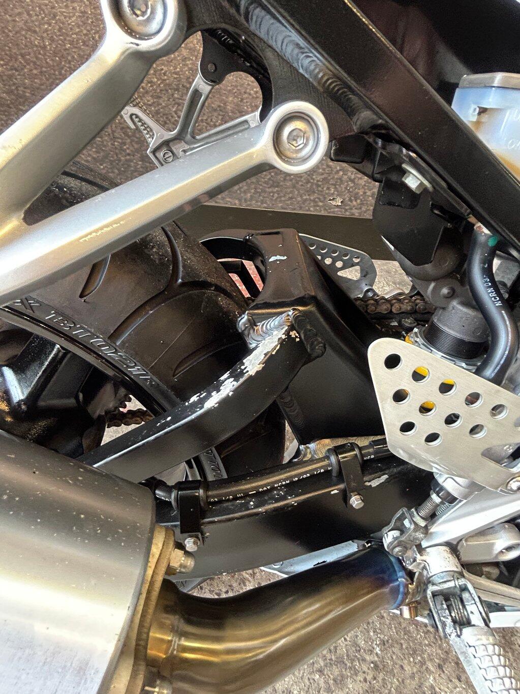 Used Suzuki GSX-R 2005 for sale - 78854753: Photo 6